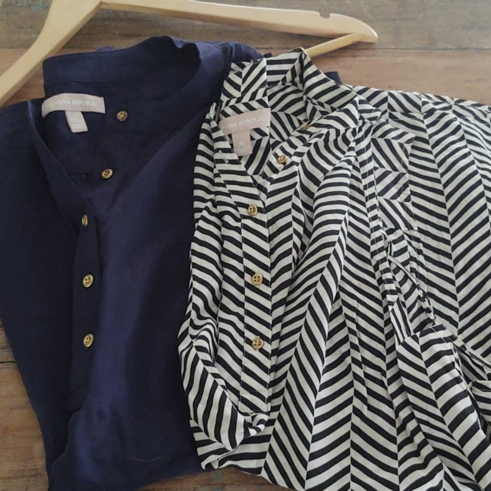 Navy Blue Banana Republic silk shell